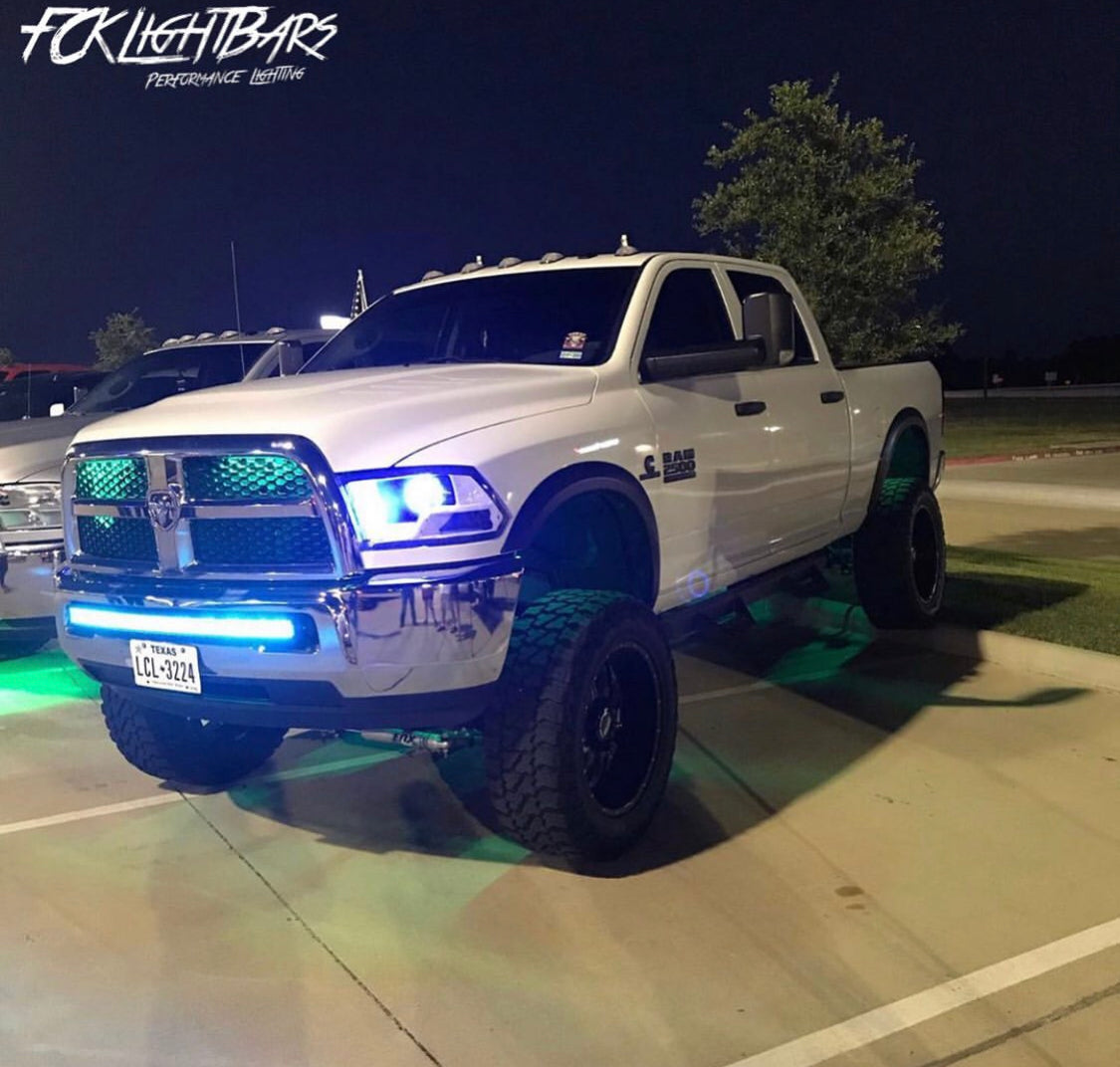 2010-2018 Dodge Ram 2500/3500 30”/40" Curved Bracket