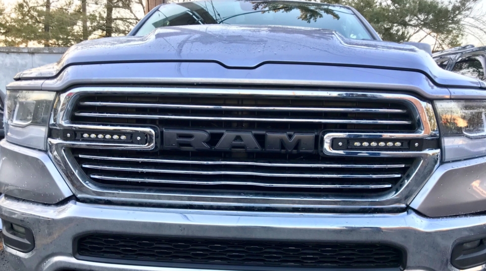 2019+ Ram 1500 Grille Brackets – Dual 7" Light Bars